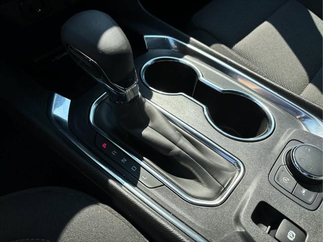Photo of 2022 Northsky Blue Metallic Chevrolet Traverse
