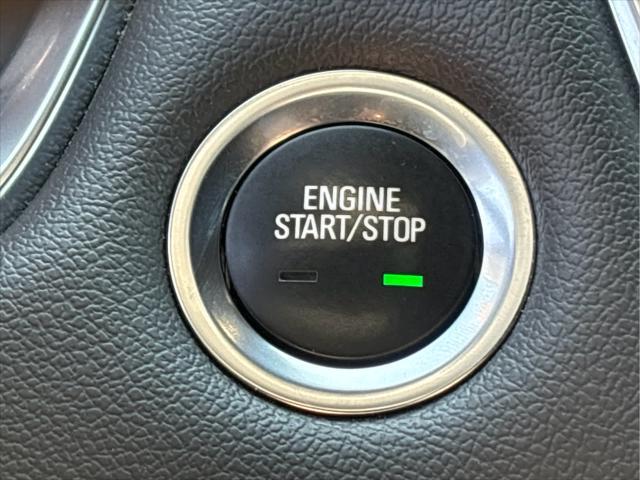 Photo of 2022 Northsky Blue Metallic Chevrolet Traverse