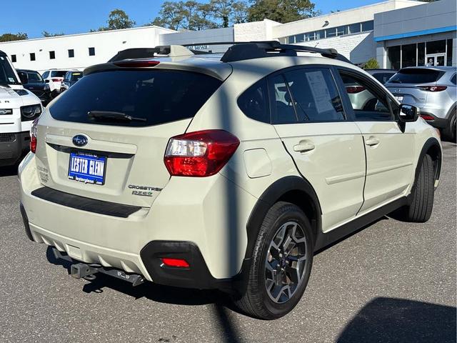 Photo of 2017 Desert Khaki Subaru Crosstrek