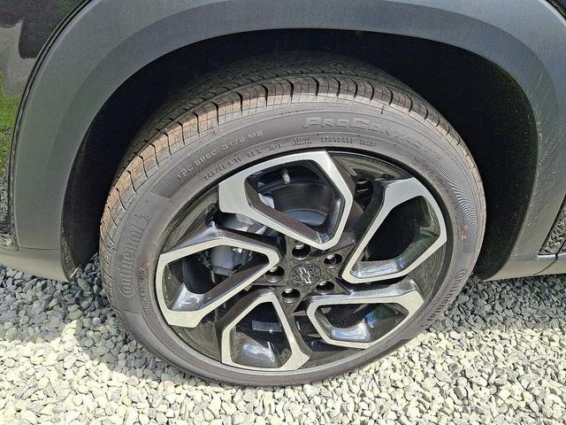 Photo of 2025 Mosaic Black Metallic Chevrolet Trax