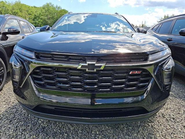 Photo of 2025 Mosaic Black Metallic Chevrolet Trax