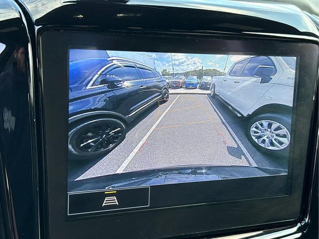 Photo of 2023 Mosaic Black Metallic Chevrolet Traverse