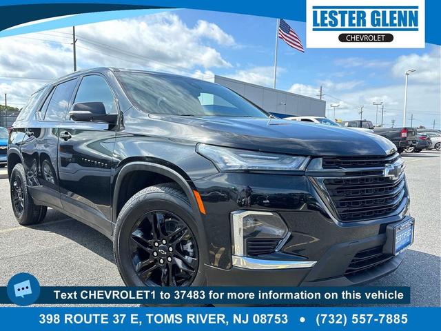 Photo of 2023 Mosaic Black Metallic Chevrolet Traverse