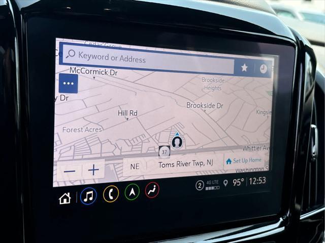 Photo of 2023 Mosaic Black Metallic Chevrolet Traverse