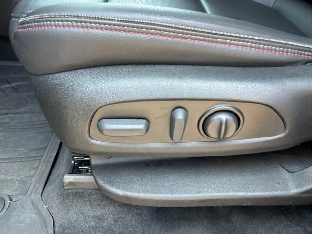 Photo of 2023 Mosaic Black Metallic Chevrolet Traverse