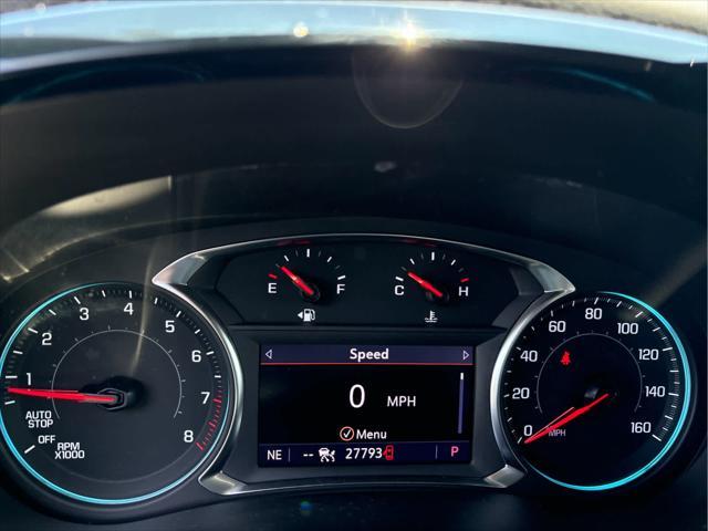Photo of 2023 Mosaic Black Metallic Chevrolet Traverse
