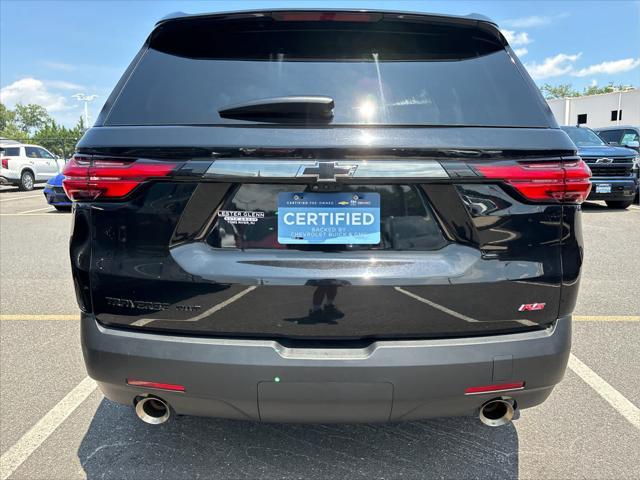 Photo of 2023 Mosaic Black Metallic Chevrolet Traverse