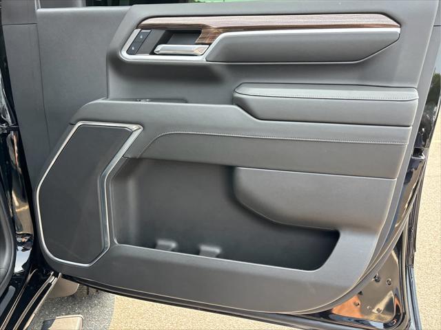 Photo of 2024 Black Chevrolet Silverado 3500