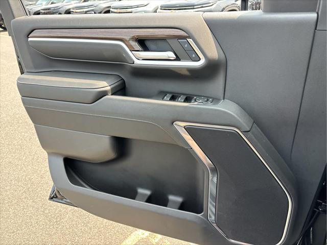 Photo of 2024 Black Chevrolet Silverado 3500