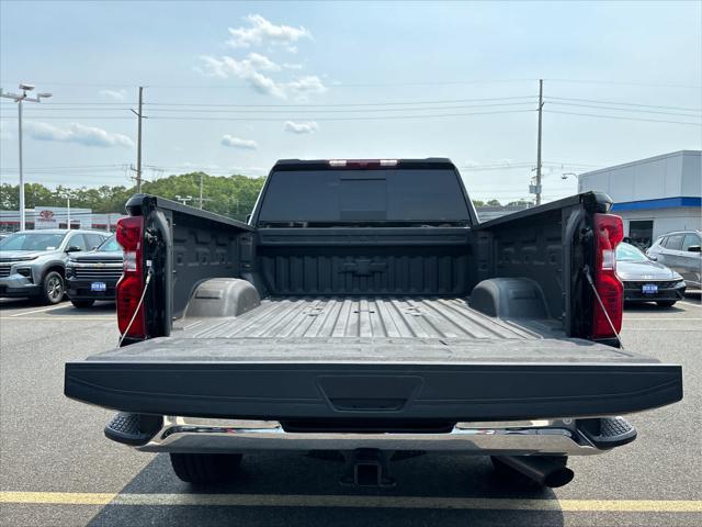 Photo of 2024 Black Chevrolet Silverado 3500