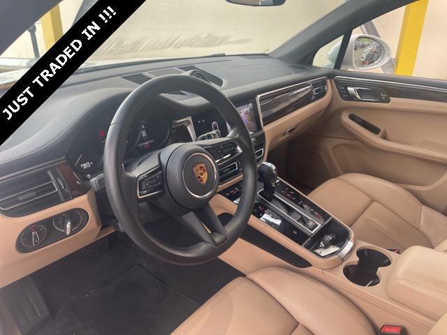 Photo of 2022 Black Porsche Macan