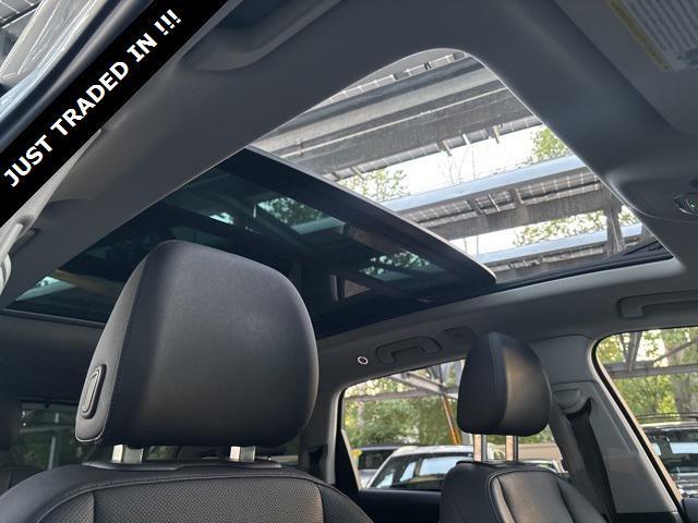 Photo of 2023 Satellite Silver Metallic Audi Q7
