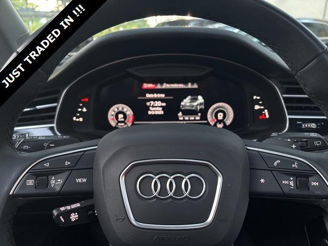 Photo of 2023 Satellite Silver Metallic Audi Q7