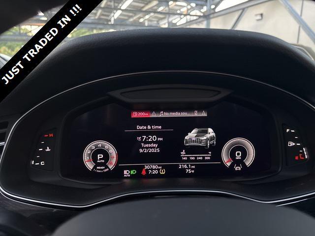 Photo of 2023 Satellite Silver Metallic Audi Q7