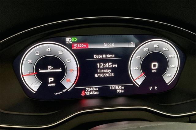 Photo of 2025 Mythos Black Metallic Audi Q5