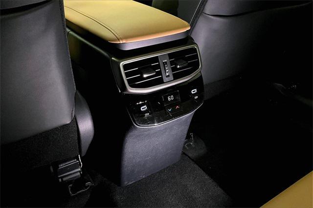 Photo of 2023 Iridium Lexus RX 350