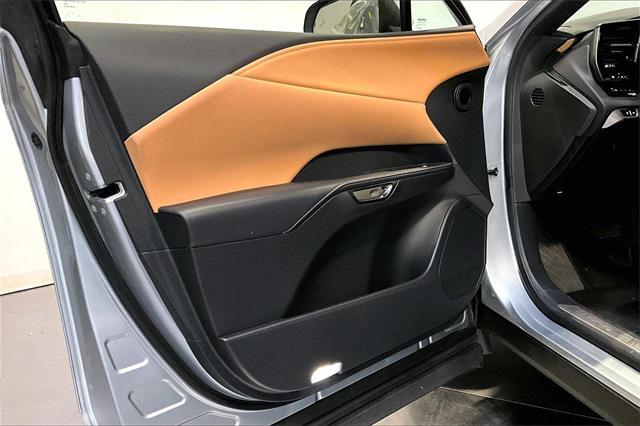 Photo of 2023 Iridium Lexus RX 350
