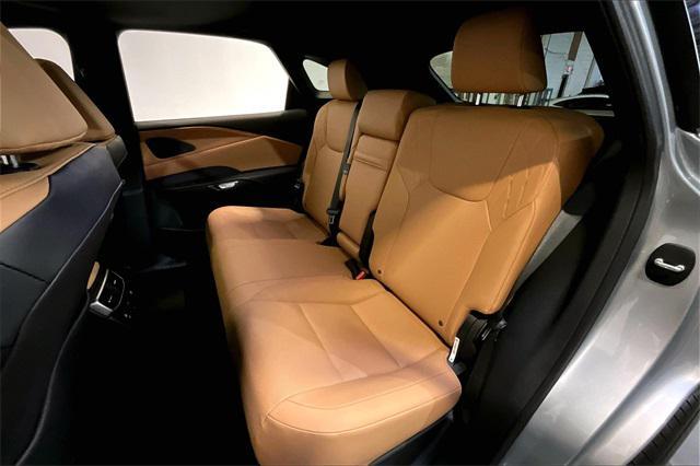 Photo of 2023 Iridium Lexus RX 350