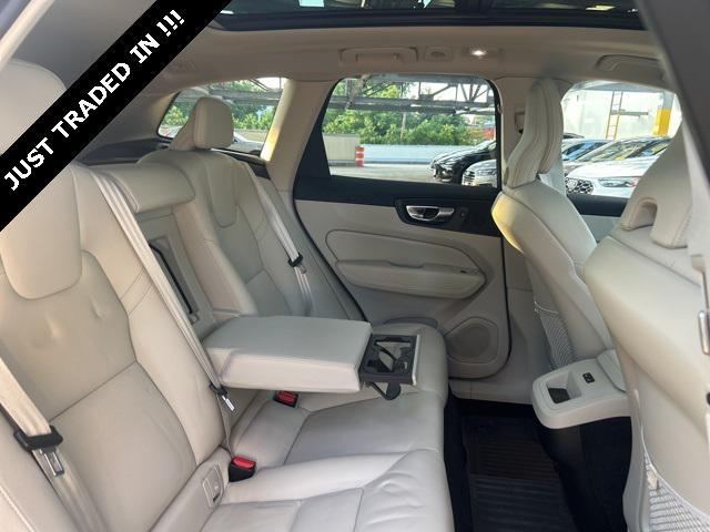 Photo of 2024 Vapour Grey Metallic Volvo XC60