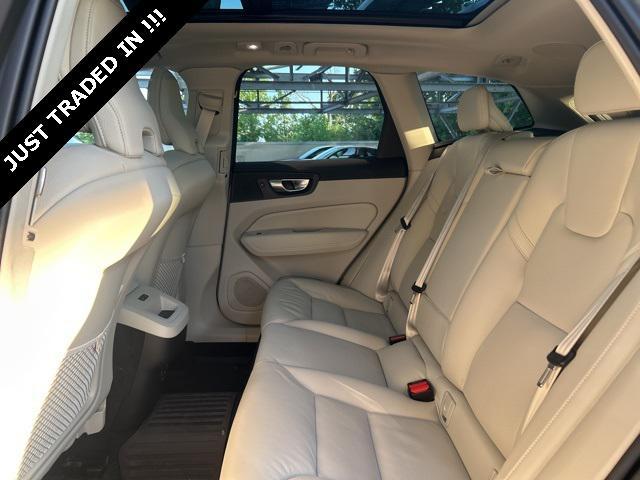 Photo of 2024 Vapour Grey Metallic Volvo XC60