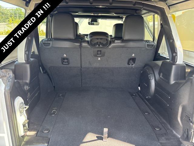Photo of 2023 Bright White Clearcoat Jeep Wrangler