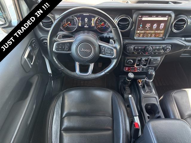 Photo of 2023 Bright White Clearcoat Jeep Wrangler