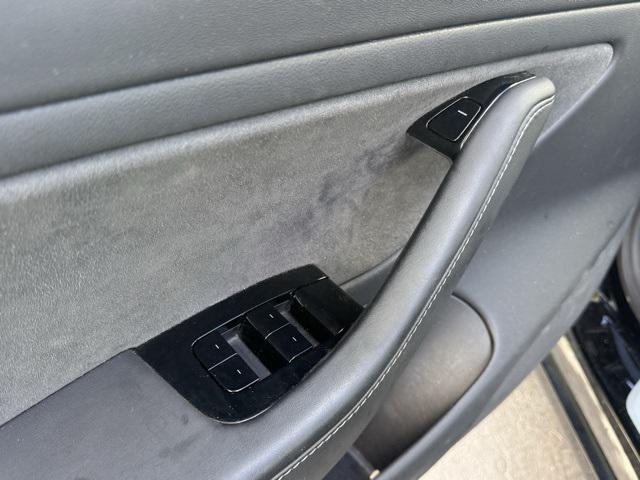 Photo of 2019 Solid Black Tesla Model 3