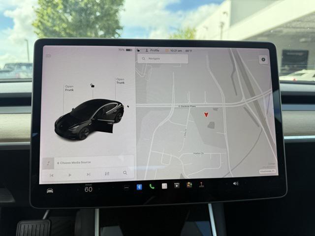 Photo of 2019 Solid Black Tesla Model 3