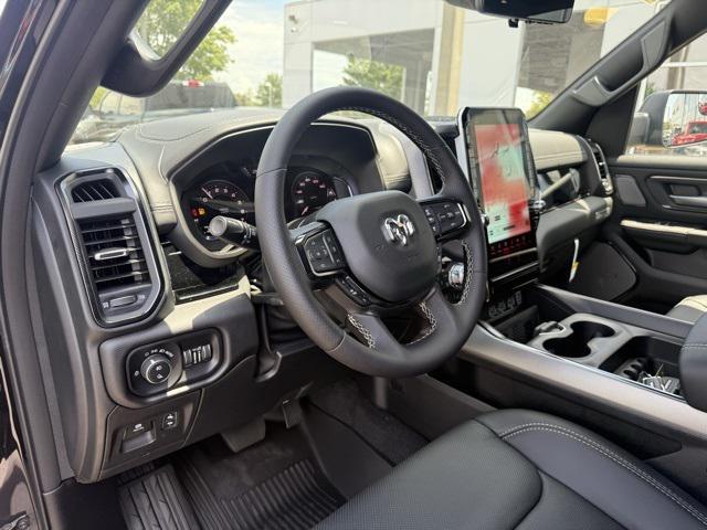 Photo of 2025 Diamond Black Crystal Pearlcoat RAM 1500