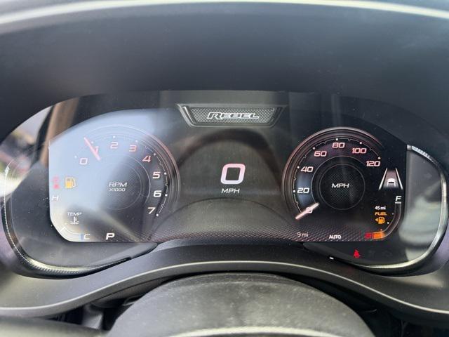 Photo of 2025 Diamond Black Crystal Pearlcoat RAM 1500