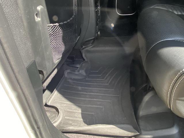 Photo of 2018 Bright White Clearcoat Jeep Grand Cherokee
