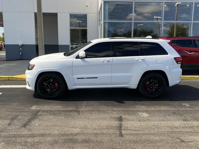 Photo of 2018 Bright White Clearcoat Jeep Grand Cherokee