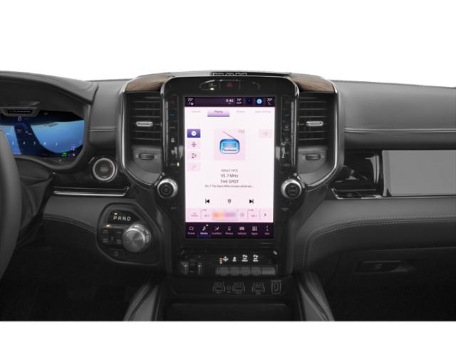 Photo of 2026 Diamond Black Crystal Pearlcoat RAM 1500