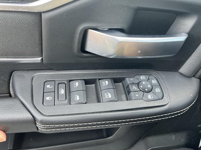 Photo of 2025 Bright White Clearcoat RAM 2500