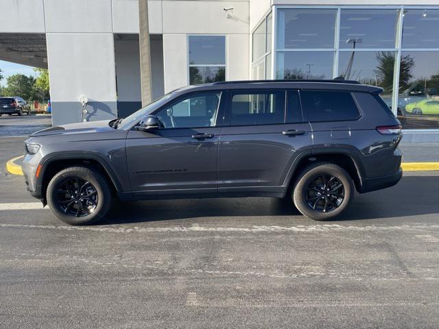 Photo of 2024 Baltic Gray Metallic Clearcoat Jeep Grand Cherokee L