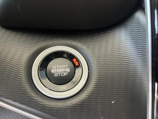 Photo of 2025 Silver Zynith Jeep Grand Cherokee L