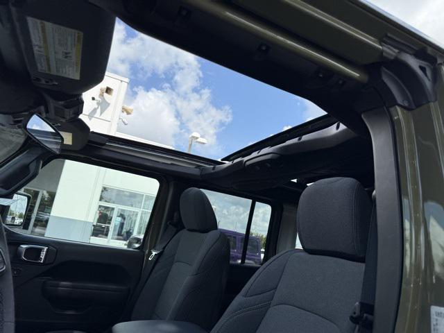 Photo of 2025 41 Jeep Wrangler