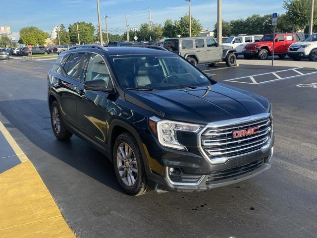 Photo of 2022 Ebony Twilight Metallic GMC Terrain