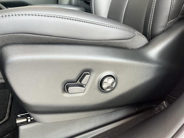 Photo of 2025 Red Hot Pearlcoat Chrysler Pacifica