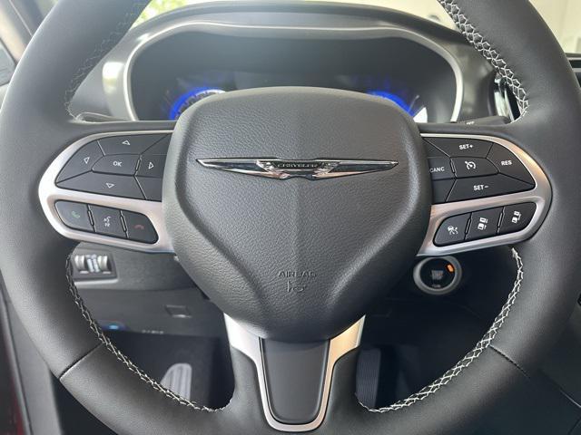 Photo of 2025 Red Hot Pearlcoat Chrysler Pacifica