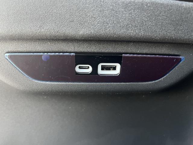 Photo of 2025 Red Hot Pearlcoat Chrysler Pacifica