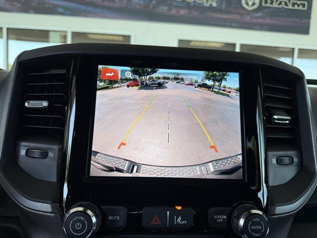Photo of 2025 Diamond Black Crystal Pearlcoat RAM 1500