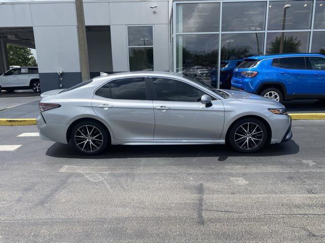 Photo of 2024 Celestial Silver Metallic Toyota Camry