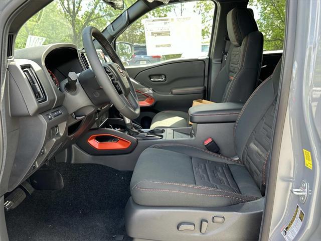 Photo of 2025 Gray Nissan Frontier