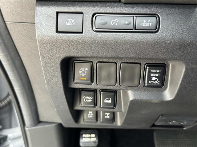 Photo of 2025 Gray Nissan Frontier