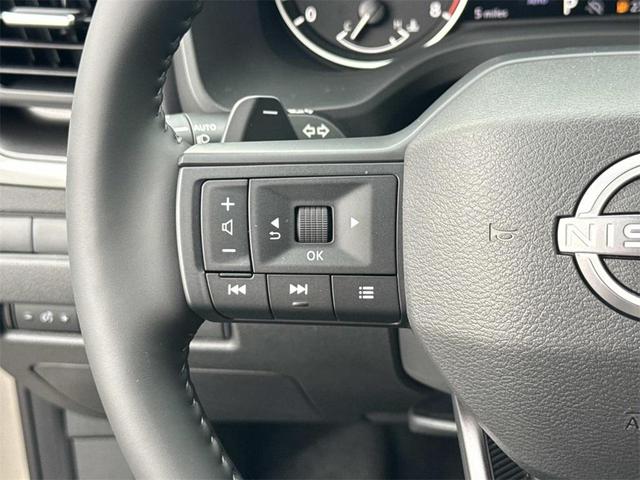 Photo of 2026 Silver Metallic Nissan Rogue