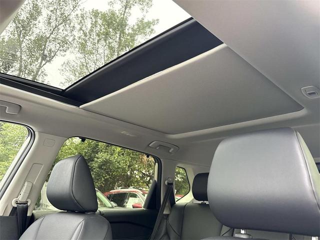 Photo of 2026 Silver Metallic Nissan Rogue