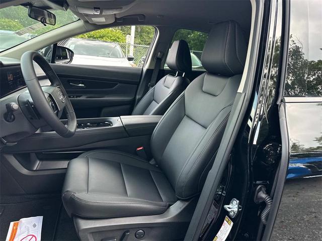 Photo of 2025 Super Black Nissan Murano