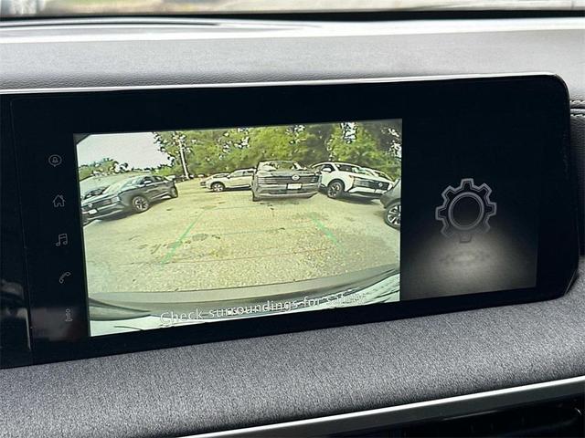 Photo of 2025 Super Black Nissan Kicks