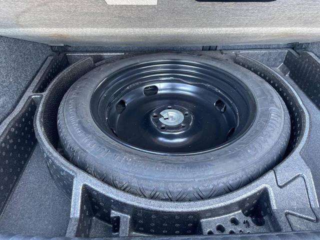 Photo of 2015 Pepper Gray Metallic Volkswagen Tiguan
